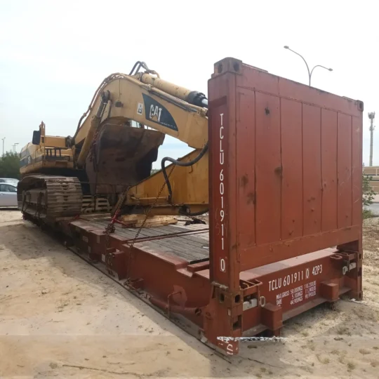 fastlogistic-Moving-Heavy-Weight-Over-Height-Out-Gauge-Excavators-and-Bulldozer-4-540x540.webp